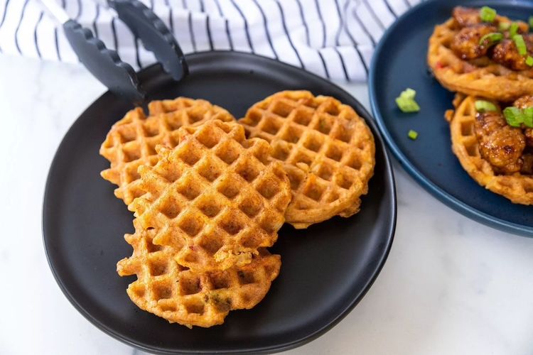 Restjes rijst? Maak er een hartige rijstwafel van!